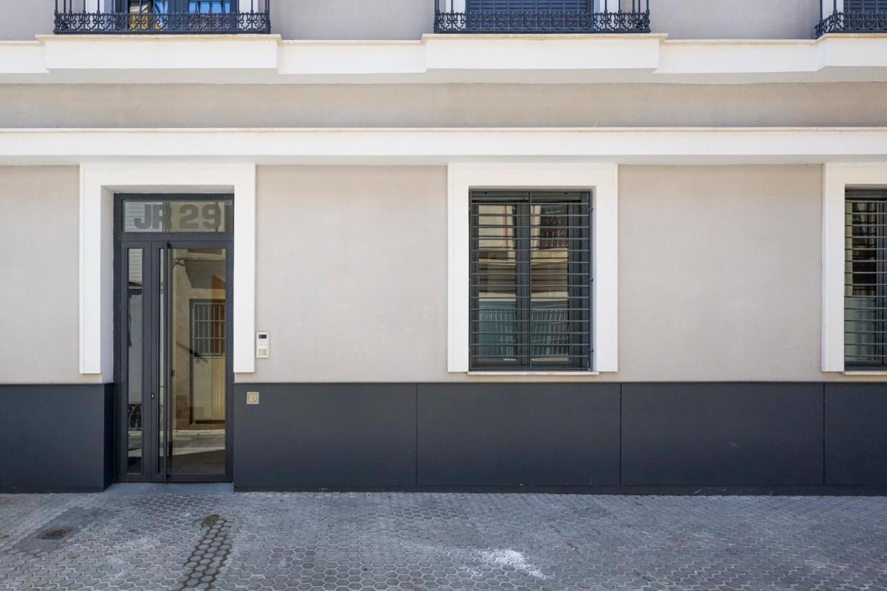 Oasis In The Heart Of Seville - 2 Bedroom Apt Buitenkant foto